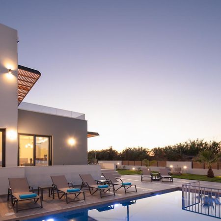 Sunnyside Villas, Ideal For Vibrant Stays,By Thinkvilla Pigianos Kampos  Exterior foto